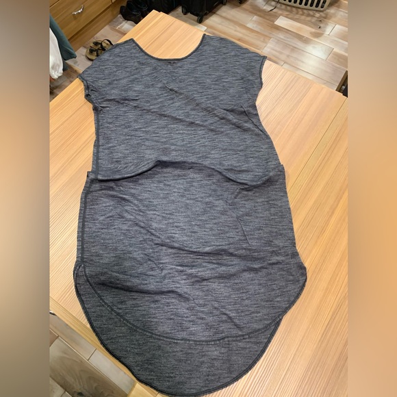 Lululemon retreat dress 8 EUC - Picture 3 of 7